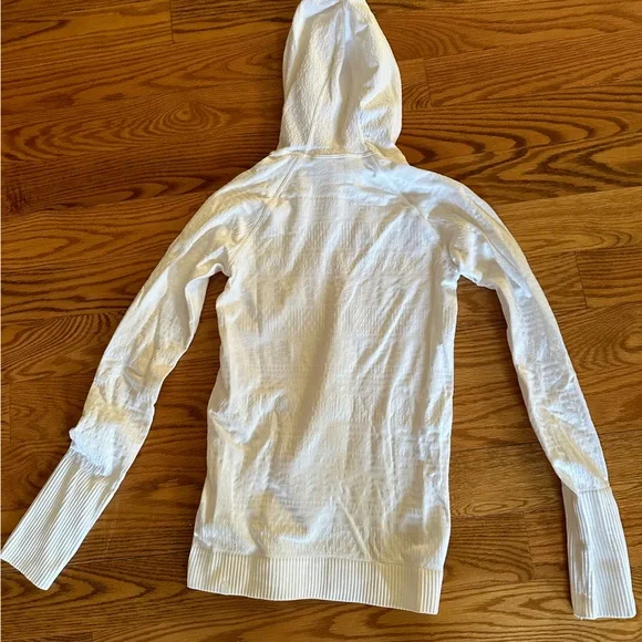 Lululemon Rest Less Hooded Running Shirt - Picture 3 of 7